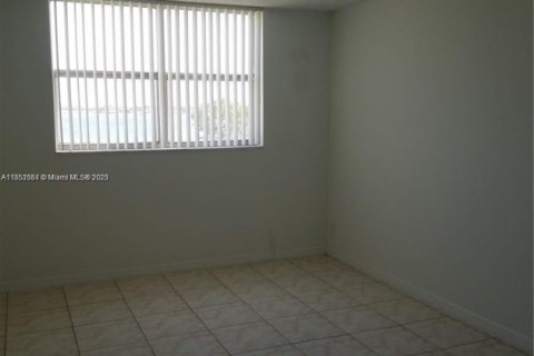 Copropriété à vendre à West Palm Beach, Floride: 1 chambre, 65.4 m2 № 1962620 - photo 10