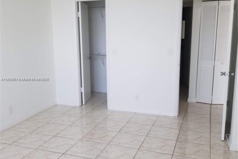 Copropriété à vendre à West Palm Beach, Floride: 1 chambre, 65.4 m2 № 1962620 - photo 11