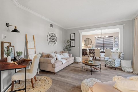 Casa en venta en Wesley Chapel, Florida, 5 dormitorios, 301.28 m2 № 1913863 - foto 8