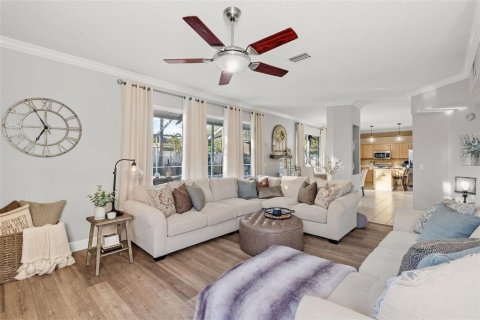 Casa en venta en Wesley Chapel, Florida, 5 dormitorios, 301.28 m2 № 1913863 - foto 23