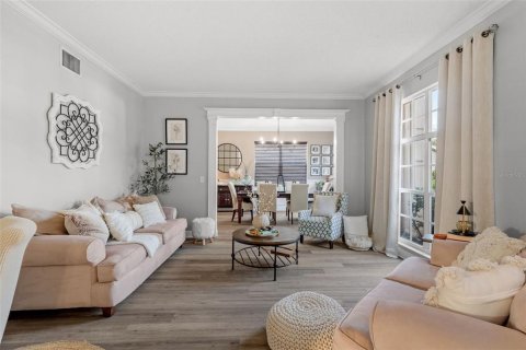 Casa en venta en Wesley Chapel, Florida, 5 dormitorios, 301.28 m2 № 1913863 - foto 7
