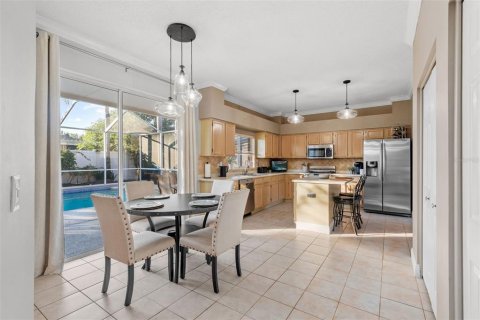 Casa en venta en Wesley Chapel, Florida, 5 dormitorios, 301.28 m2 № 1913863 - foto 18