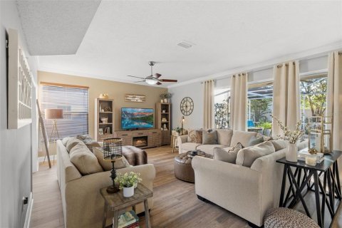 Casa en venta en Wesley Chapel, Florida, 5 dormitorios, 301.28 m2 № 1913863 - foto 20