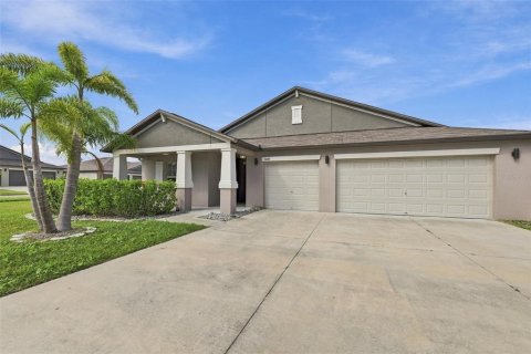 Villa ou maison à vendre à Wimauma, Floride: 4 chambres, 237.55 m2 № 2403052 - photo 2
