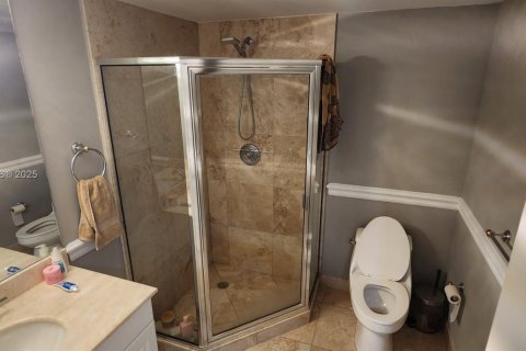 Copropriété à louer à Aventura, Floride: 4 chambres, 332.13 m2 № 1881519 - photo 18