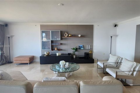 Copropriété à louer à Aventura, Floride: 4 chambres, 332.13 m2 № 1881519 - photo 6