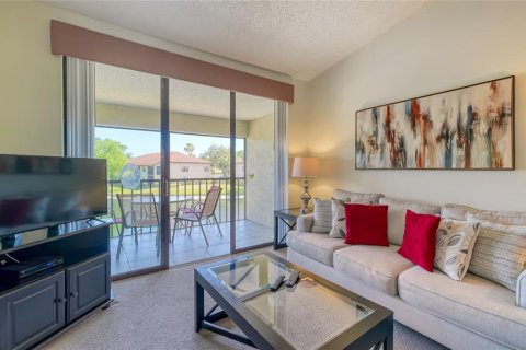 Condo in Bradenton, Florida, 2 bedrooms  № 215313 - photo 9