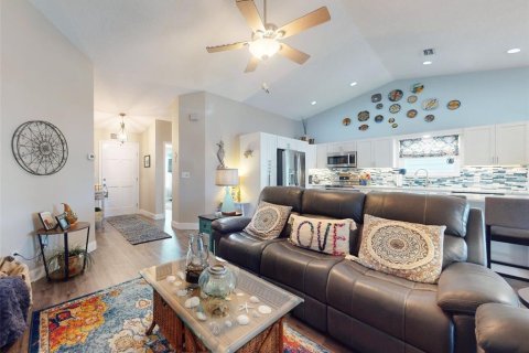 Casa en venta en New Smyrna Beach, Florida, 2 dormitorios, 111.11 m2 № 1432734 - foto 7