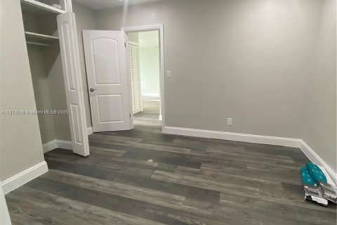 Casa en alquiler en Deerfield Beach, Florida, 3 dormitorios, 105.35 m2 № 1925236 - foto 4