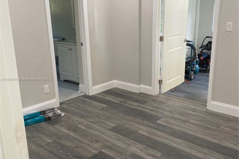 Casa en alquiler en Deerfield Beach, Florida, 3 dormitorios, 105.35 m2 № 1925236 - foto 5