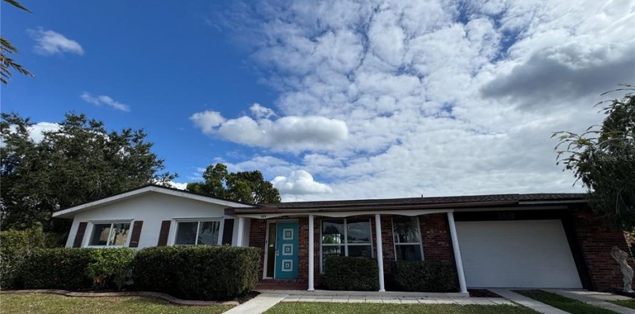 Villa ou maison à Port Charlotte, Floride 3 chambres, 135.08 m2 № 2095287