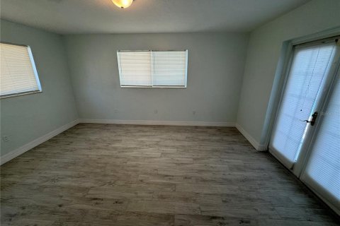 Villa ou maison à louer à Port Charlotte, Floride: 3 chambres, 135.08 m2 № 2095287 - photo 23