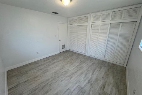 Villa ou maison à louer à Port Charlotte, Floride: 3 chambres, 135.08 m2 № 2095287 - photo 14