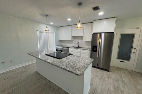 Villa ou maison à louer à Port Charlotte, Floride: 3 chambres, 135.08 m2 № 2095287 - photo 3
