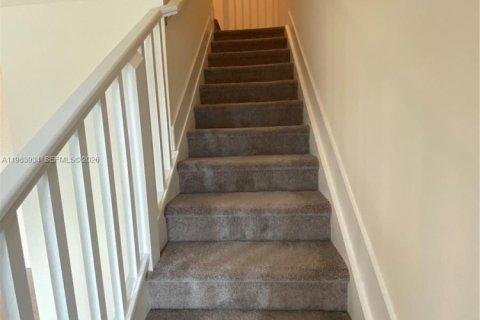 Touwnhouse à louer à Doral, Floride: 3 chambres, 145.86 m2 № 2045797 - photo 13