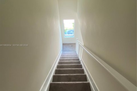 Touwnhouse à louer à Doral, Floride: 3 chambres, 145.86 m2 № 2045797 - photo 12