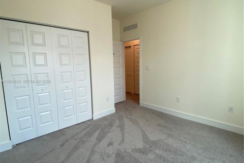 Touwnhouse à louer à Doral, Floride: 3 chambres, 145.86 m2 № 2045797 - photo 17