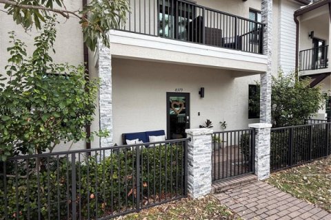 Touwnhouse à Doral, Floride 3 chambres, 145.86 m2 № 2045797