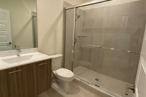 Touwnhouse à louer à Doral, Floride: 3 chambres, 145.86 m2 № 2045797 - photo 21