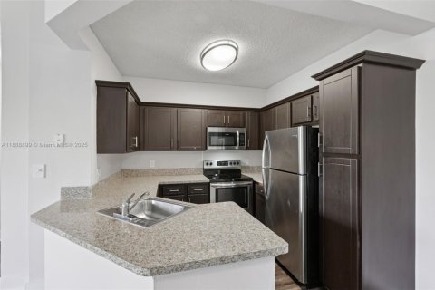 Appartement à louer à Coconut Creek, Floride: 1 chambre, 90.77 m2 № 1947335 - photo 7