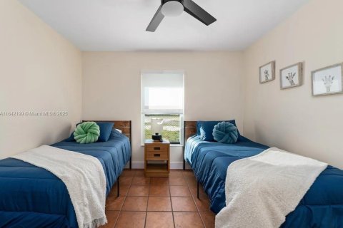 Casa en venta en Cape Coral, Florida, 3 dormitorios № 1320852 - foto 19