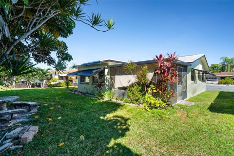 Villa ou maison à vendre à Tamarac, Floride: 3 chambres, 98.66 m2 № 1966400 - photo 23
