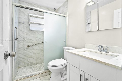 Villa ou maison à vendre à Tamarac, Floride: 3 chambres, 98.66 m2 № 1966400 - photo 5