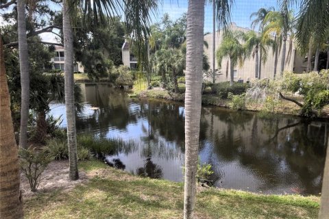 Condo in Bradenton, Florida, 3 bedrooms  № 2202978 - photo 17