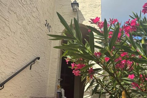 Condo in Bradenton, Florida, 3 bedrooms  № 2202978 - photo 3