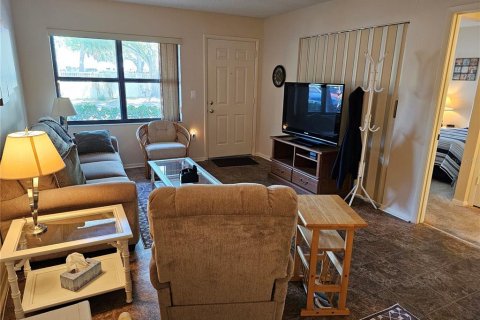 Condo in Bradenton, Florida, 2 bedrooms  № 1629980 - photo 3