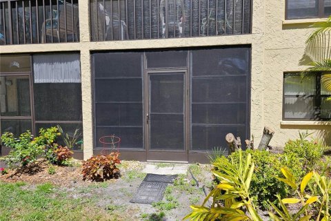 Condo in Bradenton, Florida, 2 bedrooms  № 1629980 - photo 20