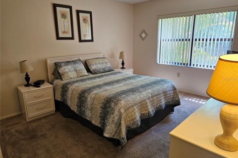 Condo in Bradenton, Florida, 2 bedrooms  № 1629980 - photo 9