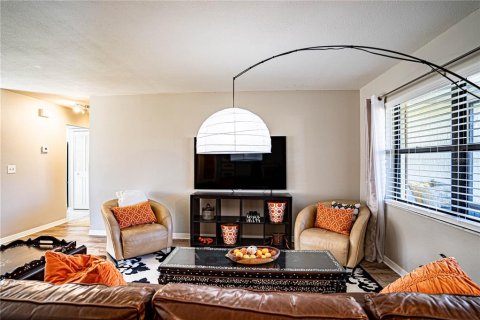 Condominio en venta en Avon Park, Florida, 3 dormitorios, 153.57 m2 № 1722506 - foto 16