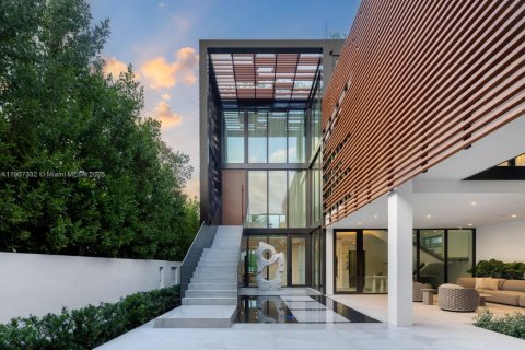 Villa ou maison à vendre à Miami Beach, Floride: 6 chambres, 589.93 m2 № 1968643 - photo 8