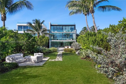Villa ou maison à vendre à Miami Beach, Floride: 6 chambres, 589.93 m2 № 1968643 - photo 2