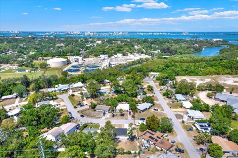 House in Clearwater, Florida 3 bedrooms, 102.47 sq.m. № 1915604 - photo 22