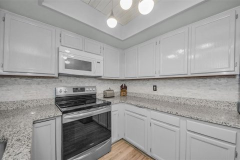Copropriété à vendre à Clearwater, Floride: 1 chambre, 59.92 m2 № 1839773 - photo 13