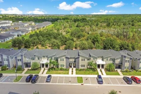 Adosado en alquiler en Davenport, Florida, 4 dormitorios, 177.81 m2 № 1534337 - foto 2