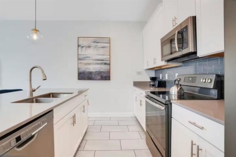 Adosado en alquiler en Davenport, Florida, 4 dormitorios, 177.81 m2 № 1534337 - foto 8