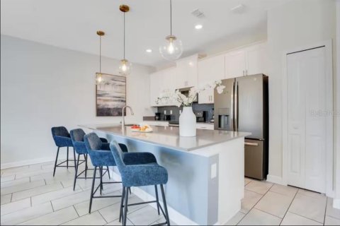 Adosado en alquiler en Davenport, Florida, 4 dormitorios, 177.81 m2 № 1534337 - foto 7