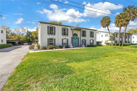 Condo in Saint Petersburg, Florida, 2 bedrooms № 2391471 - photo 3