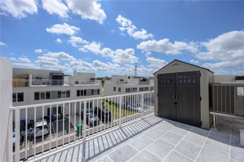 Adosado en venta en Homestead, Florida, 4 dormitorios, 129.88 m2 № 1981298 - foto 26