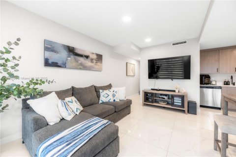 Adosado en venta en Homestead, Florida, 4 dormitorios, 129.88 m2 № 1981298 - foto 5