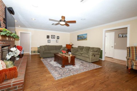 House in Longwood, Florida 4 bedrooms, 317.26 sq.m. № 2367012 - photo 6
