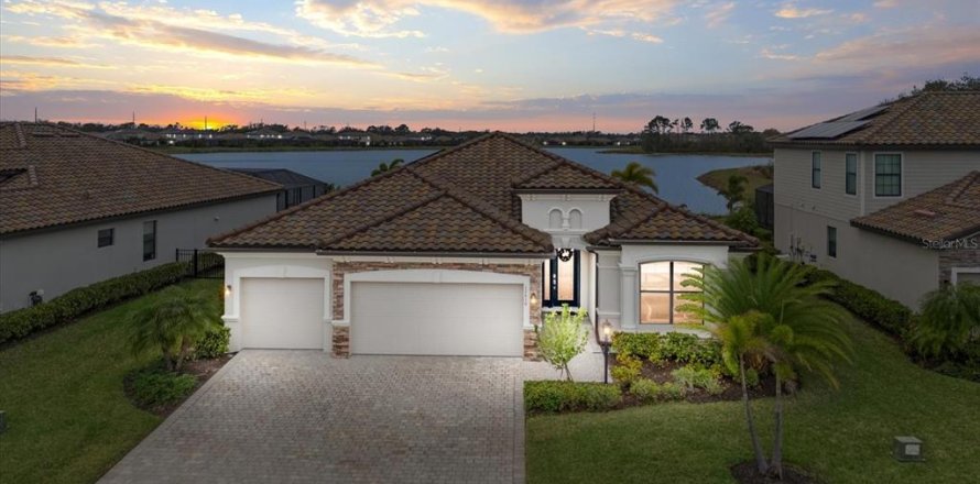 Casa en Bradenton, Florida 4 dormitorios, 210.7 m2 № 1523911
