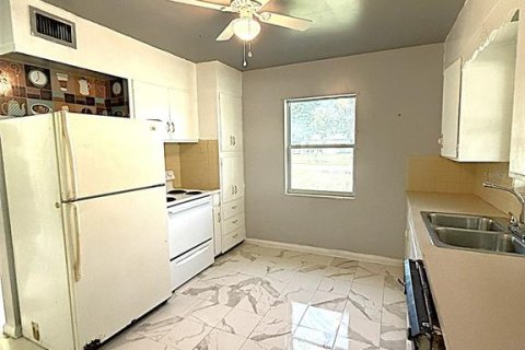 Appartement à louer à Lake Wales, Floride: 2 chambres, 83.61 m2 № 2385889 - photo 5