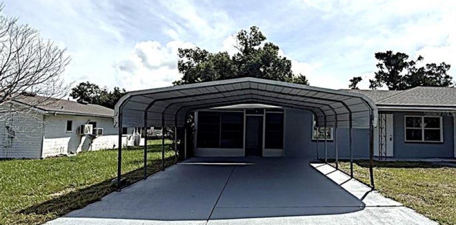 Appartement à Lake Wales, Floride 2 chambres, 83.61 m2 № 2385889
