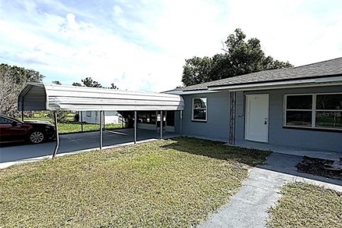 Appartement à louer à Lake Wales, Floride: 2 chambres, 83.61 m2 № 2385889 - photo 2