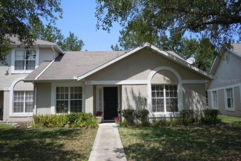 Casa en alquiler en Kissimmee, Florida, 3 dormitorios, 109.35 m2 № 1906180 - foto 1