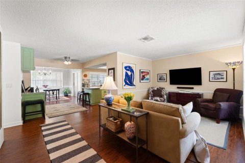 Villa ou maison à vendre à Hudson, Floride: 2 chambres, 99.22 m2 № 2204744 - photo 3